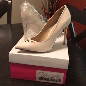 Blush pumps sz 8